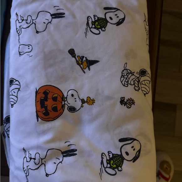 Peanuts Bedding Peanuts Halloween Sheets Poshmark